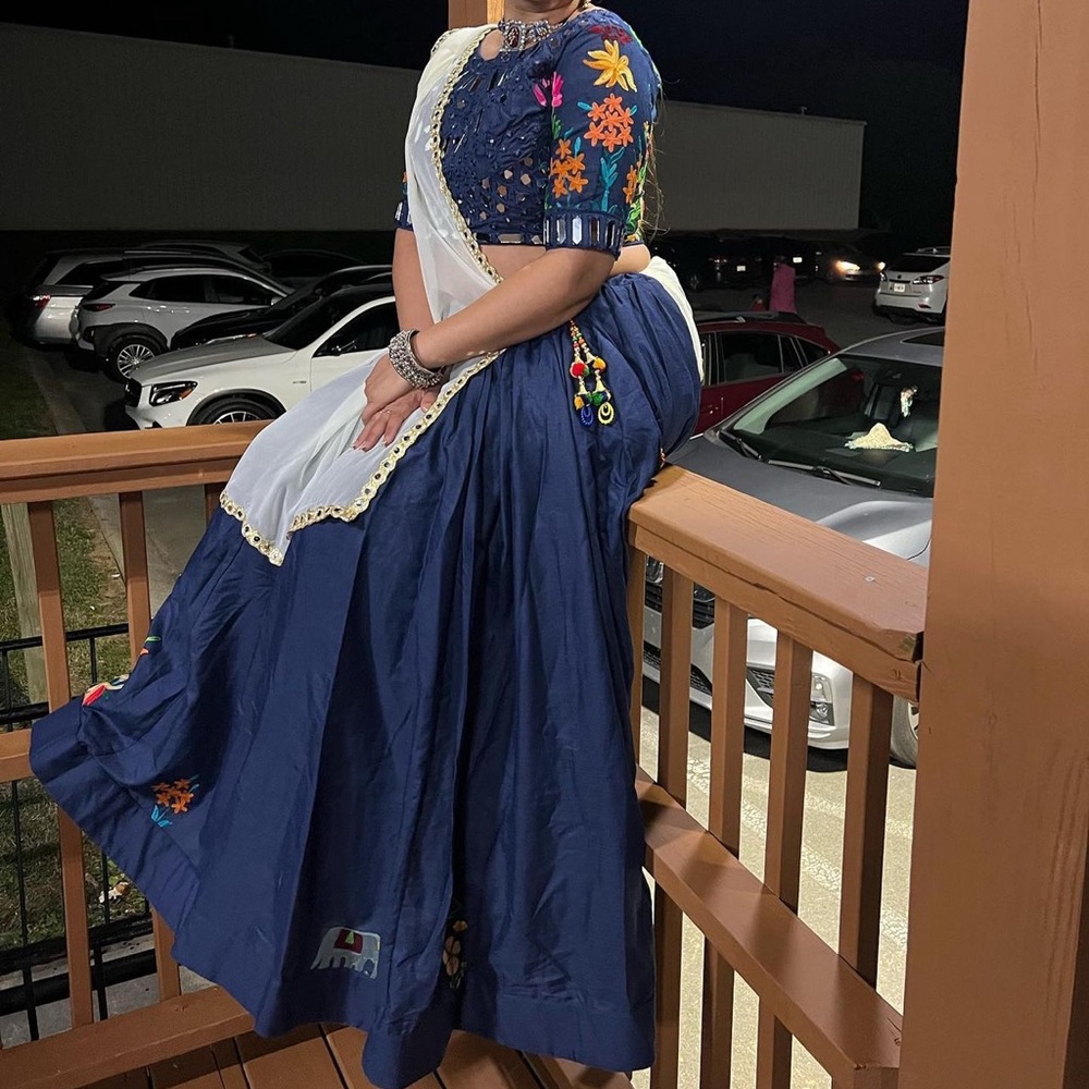 Women’s Navy Blue Embroidered Lehenga with White Dupatta